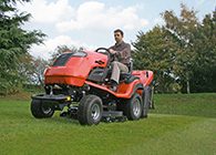 Countax fnyr traktor jobb